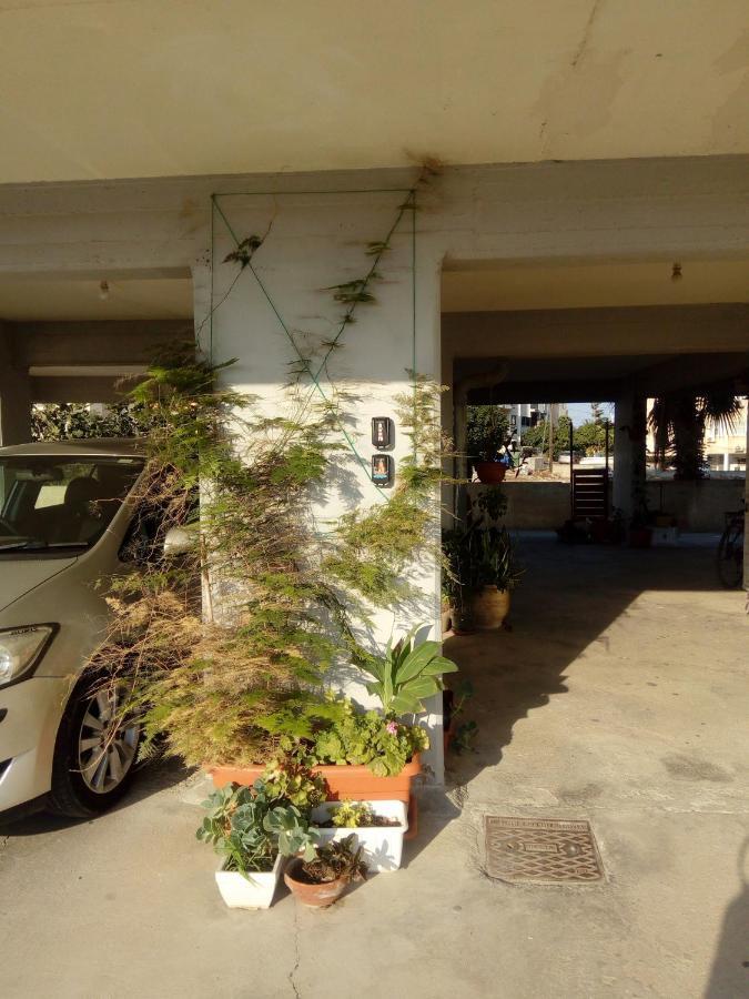 Apartmán Lighthouse Larnaca Exteriér fotografie